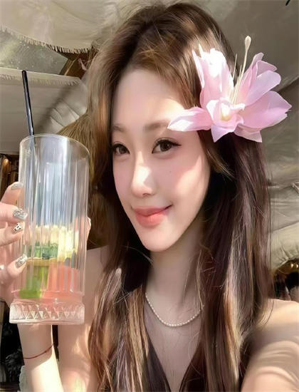 【艺术赏析】请勿打扰的观众反响与社会影响 哲学思考下的的专业分析